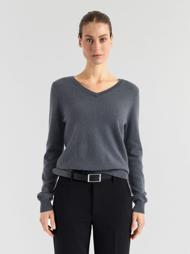 Cashmere sweater "Erle" - Blue fog - 100% pure Cashmere - Scandinavian design - Kashmina of Norway