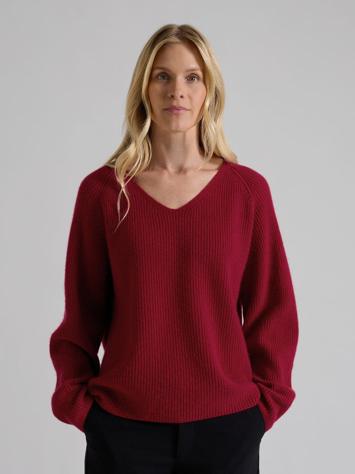 Cashmere sweater "Maya" - Aroma red - 100% pure Cashmere - Scandinavian design - Kashmina of Norway