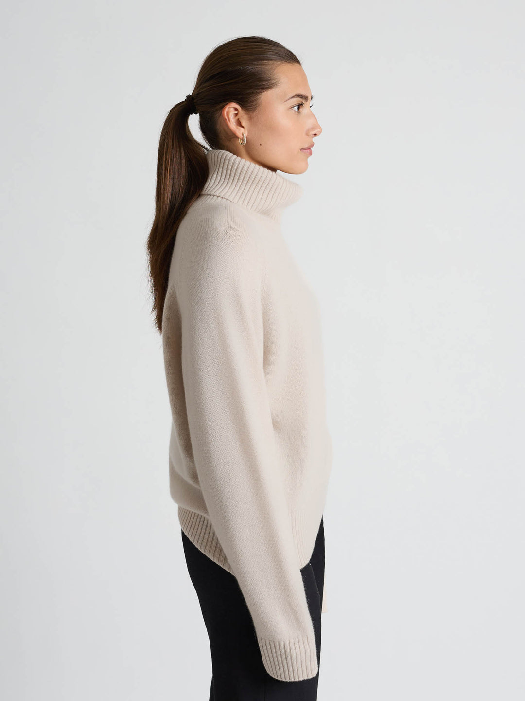 Cashmere sweater "Milano" - cream - 100% pure Cashmere - Scandinavian design - Kashmina of Norway