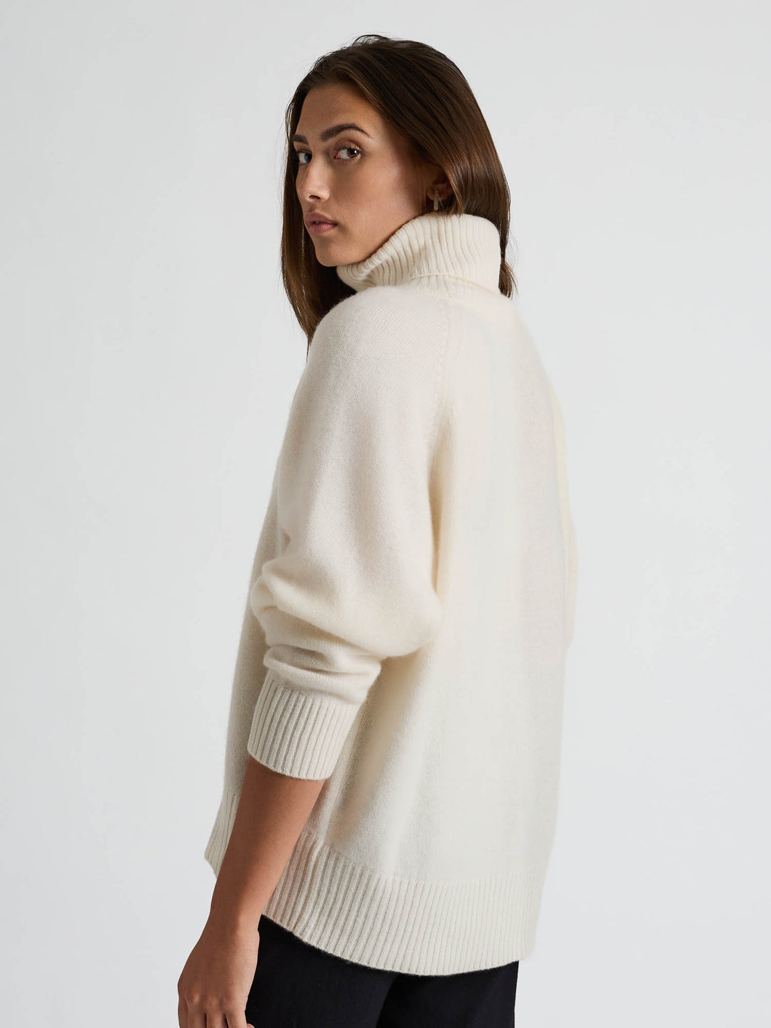 Cashmere sweater "Milano" - white - 100% pure Cashmere - Scandinavian design - Kashmina of Norway