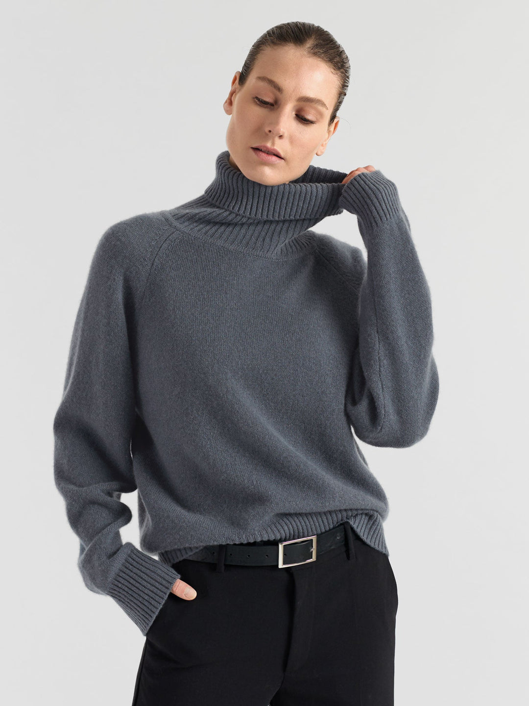 Cashmere sweater "Milano" - Blue fog - 100% pure Cashmere - Scandinavian design - Kashmina of Norway