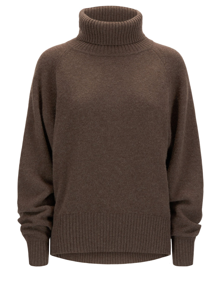 Turtle neck cashmere sweater Milano in 100% cashmere by Kashmna, color: Dark Brown. Scandinavian design