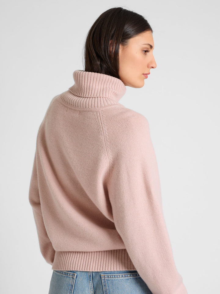 kashmina turtle neck cashmere sweater milano , color rose glow, cashmere wool Scandinavian design sustainable fashion.