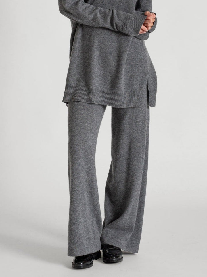 Cashmere pants "Dagny" - dark grey - 100% pure Cashmere - Scandinavian design - Kashmina of Norway