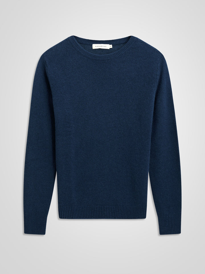 cashmere sweater luxury kashmina norwegian design sustainable fashion.