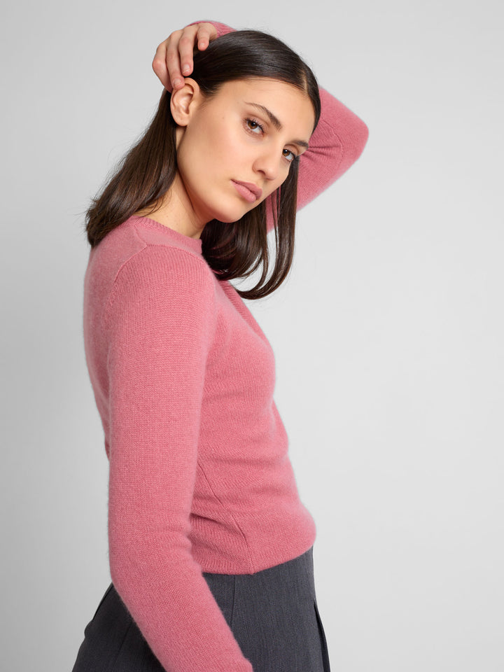 cashmere sweater "Saga", 100% pure cashmere, color Pink Berry, luxury, kashmina norwegian design, sustainable fashion