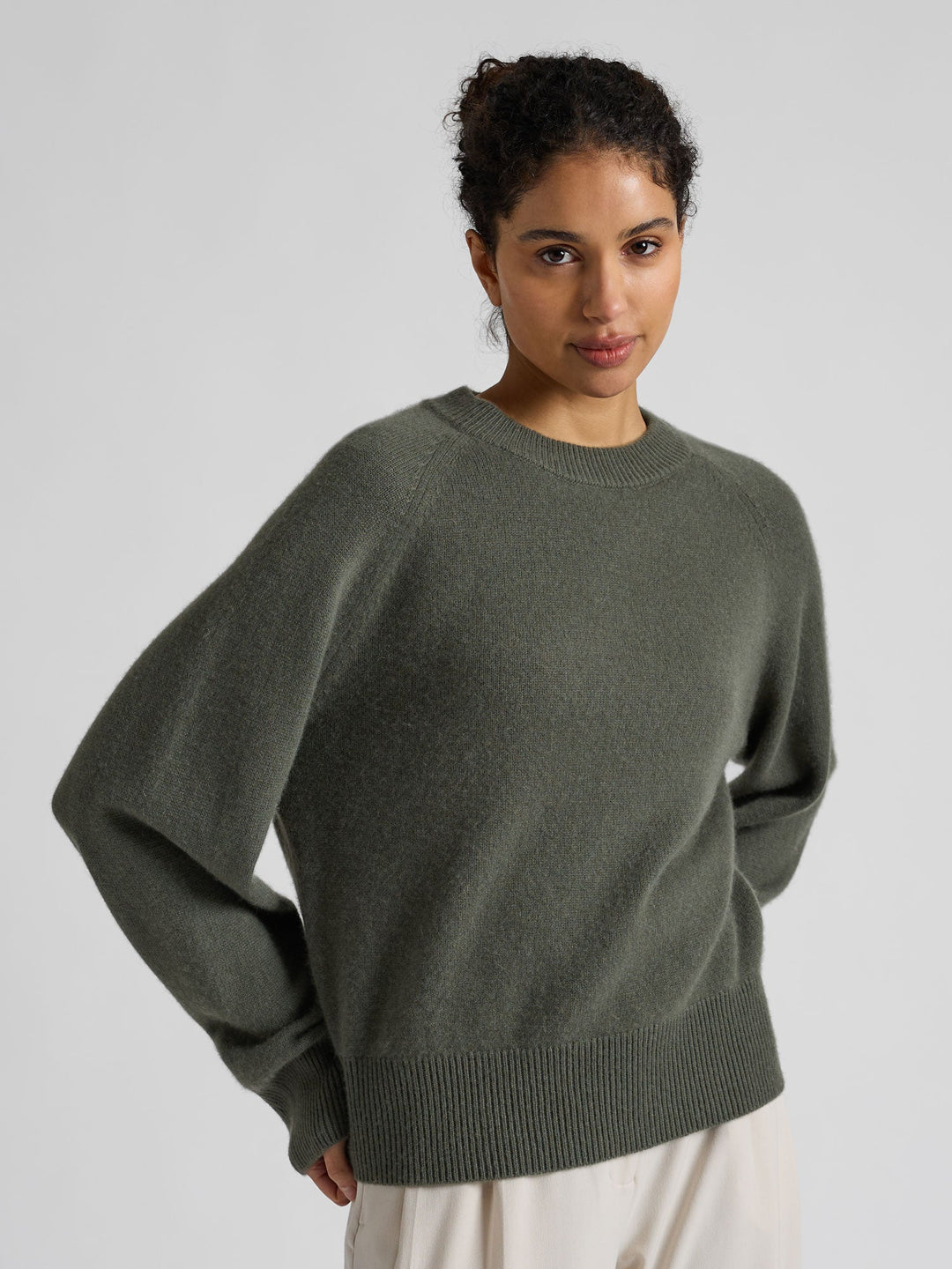 Cashmere sweater "Signy" - Eucalyptus - 100% pure Cashmere - Scandinavian design - Kashmina