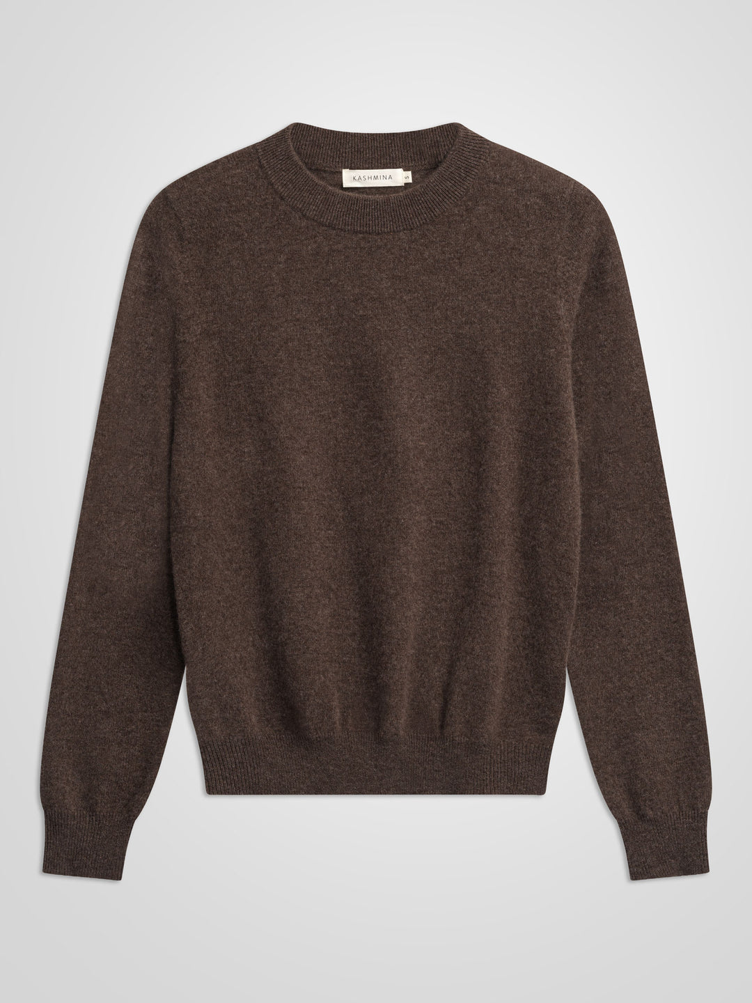 Cashmere sweater "Thora" in 100% pure cashmere. Long sleeves, round neck. Scandinavian design by Kashmina. Color: Dark Brown.