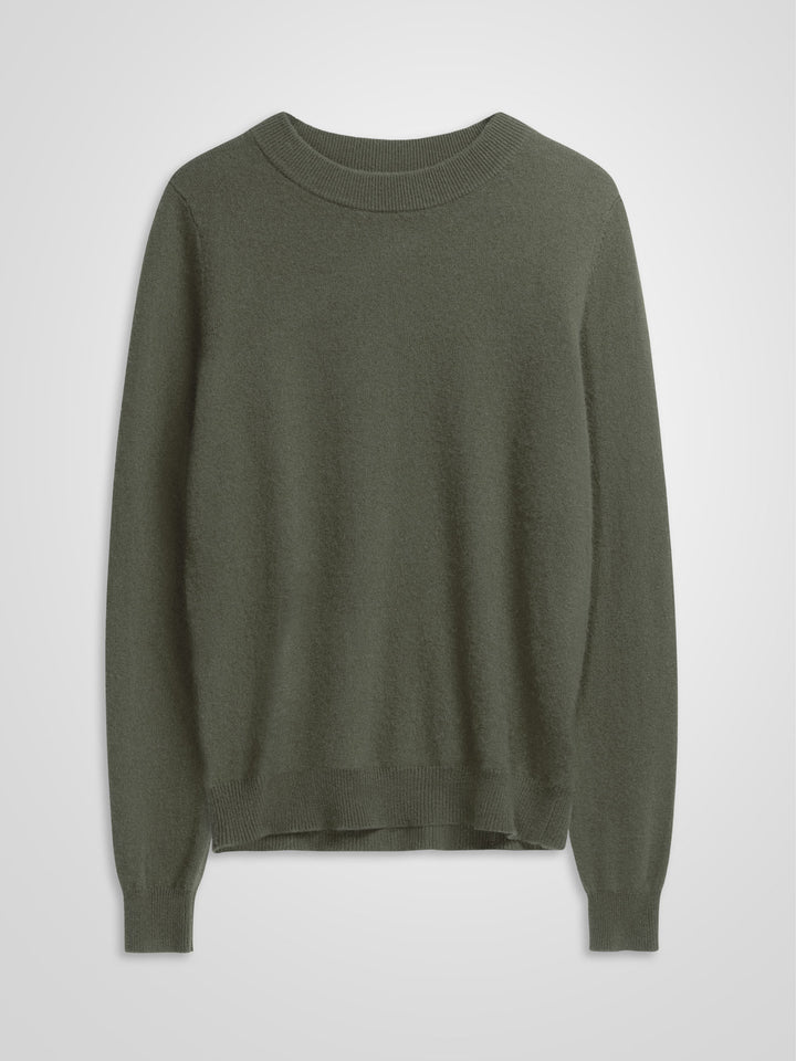 Cashmere sweater "Thora" in 100% pure cashmere. Scandinavian design by Kashmina. Color: Eucalyptus Green.