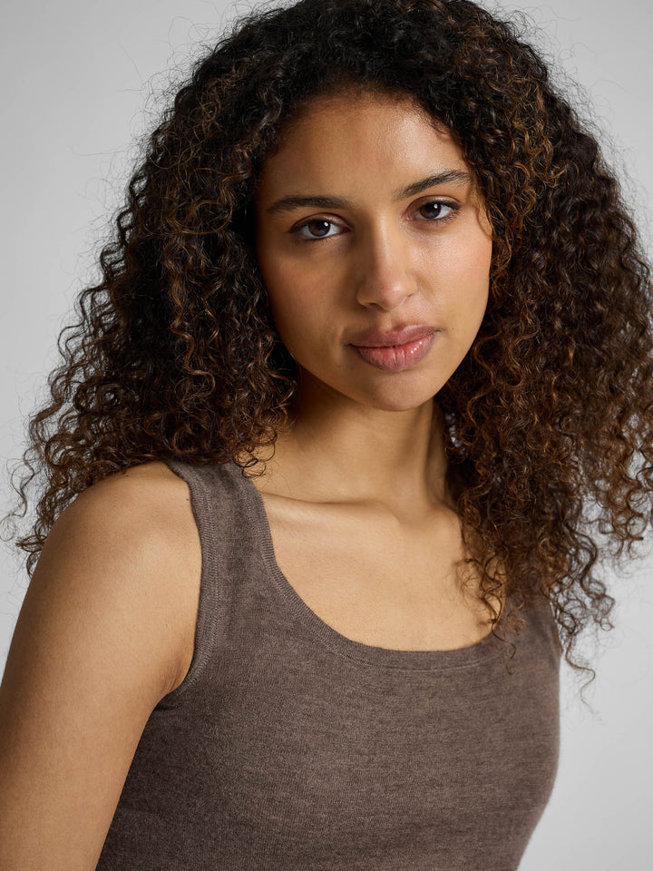 Cashmere top "Skin" - dark toast - 100% pure Cashmere - Scandinavian design - Kashmina of Norway