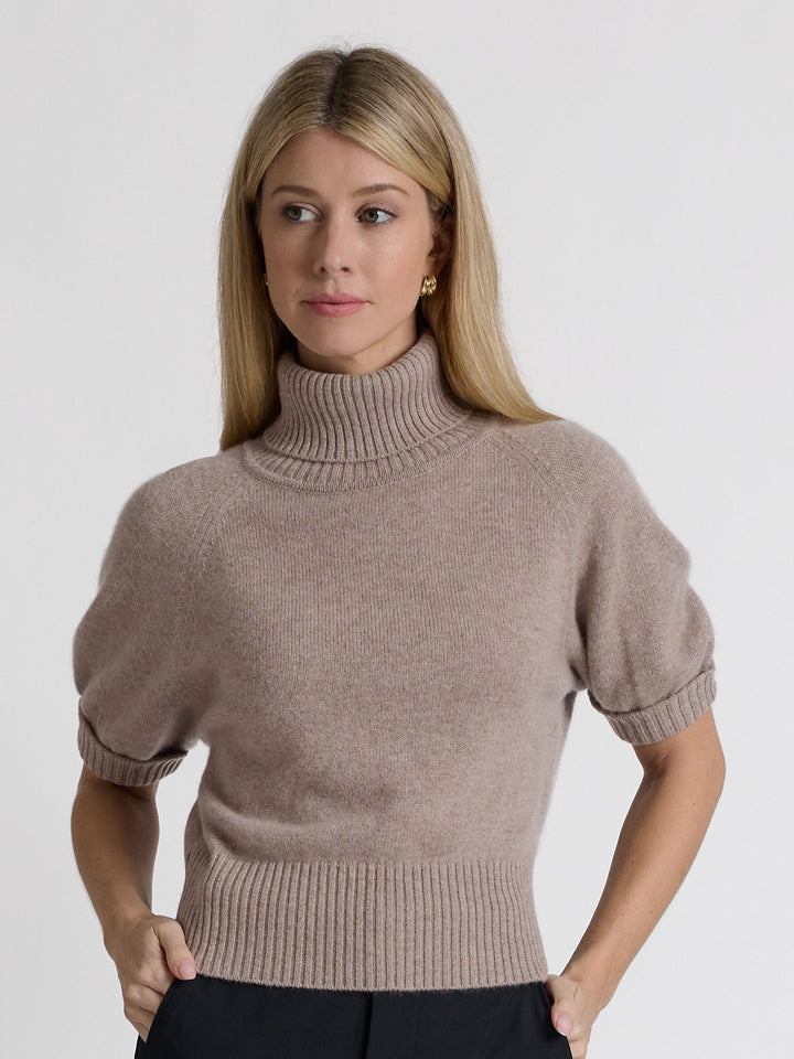 Short sleeved turtle neck cashmere sweater. Color Toast. Scandinavian design by Kashmina