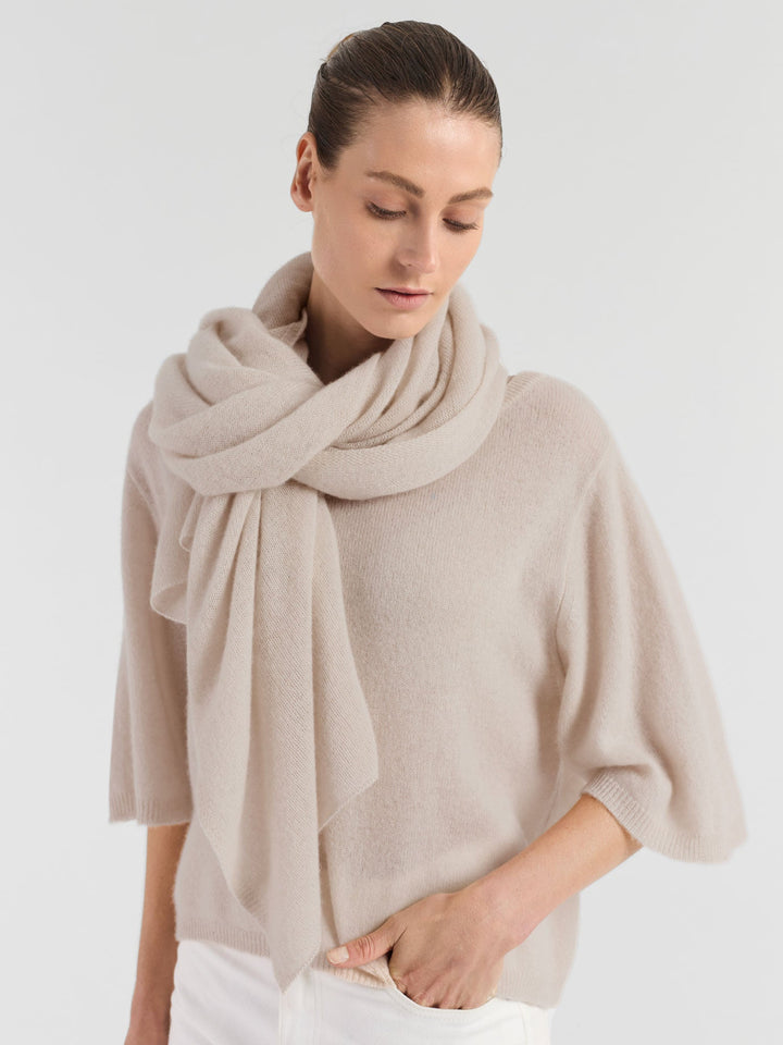 Airy cashmere scarf "Flow" - cream - 100% pure Cashmere - Scandinavian design - Kashmina of Norway