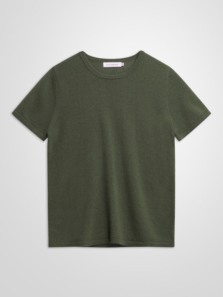 Cashmere T-shirt "Fresh" in 100% pure cashmere. Scandinavian design by Kashmina. Color: Eucalyptus Green.
