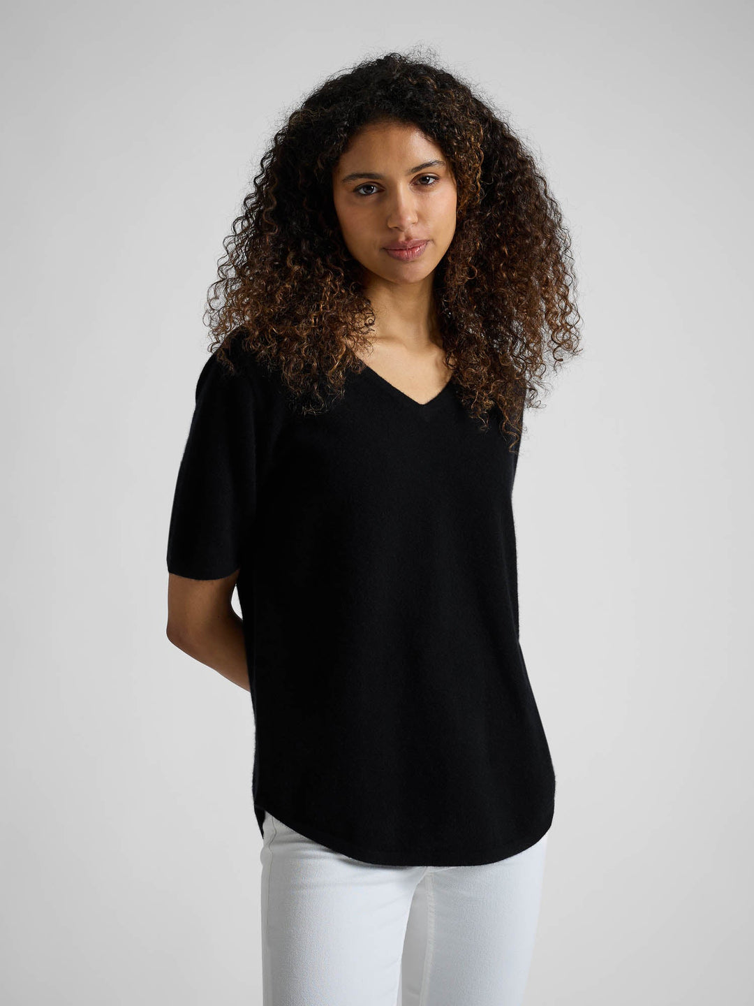 Cashmere T-shirt "Iben" - black - 100% pure Cashmere - Scandinavian design - Kashmina of Norway