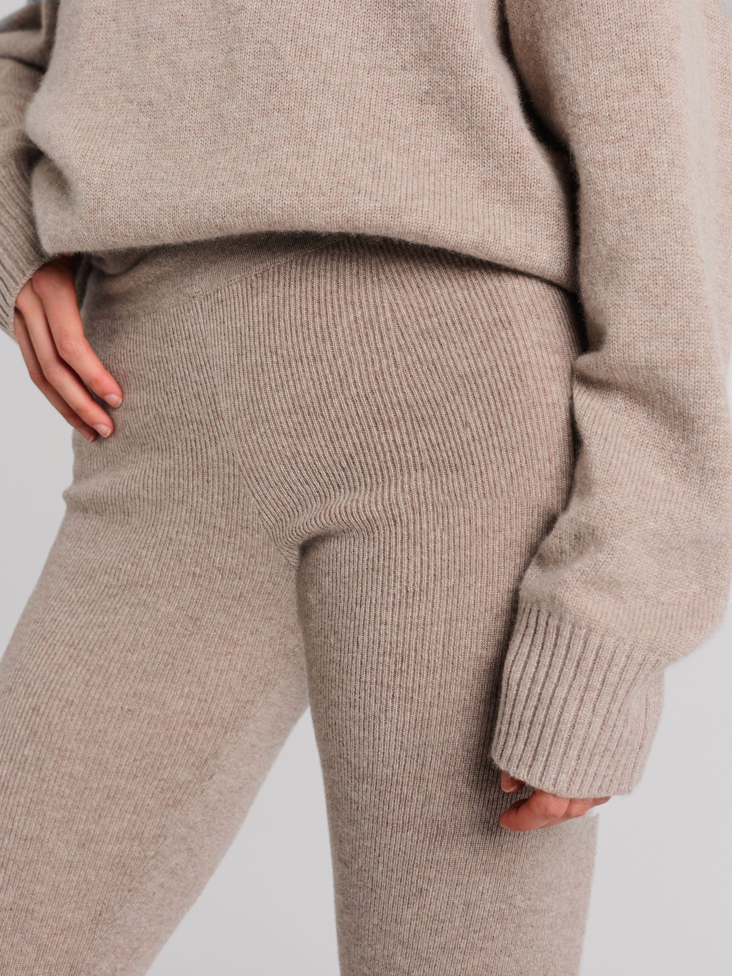 Women Cashmere pants – Kashmina of Norway