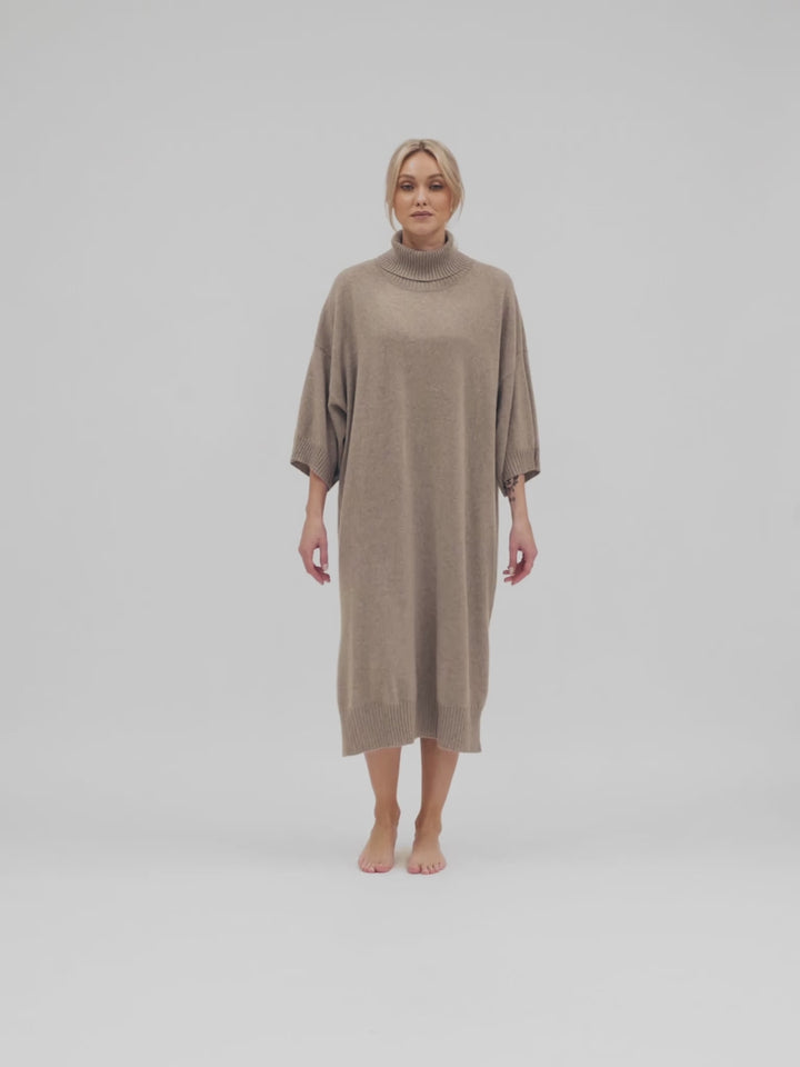 Cashmere dress "Breeze" from Kashmina. Norwegian sustainable fashion