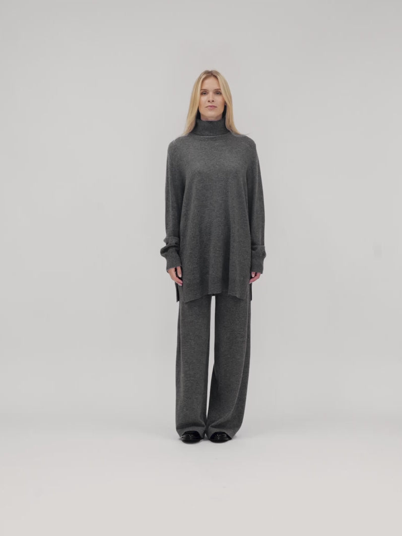 Cashmere pants "Dagny" in 100% pure cashmere. Scandinavian design by Kashmina. Color: Dark Grey.