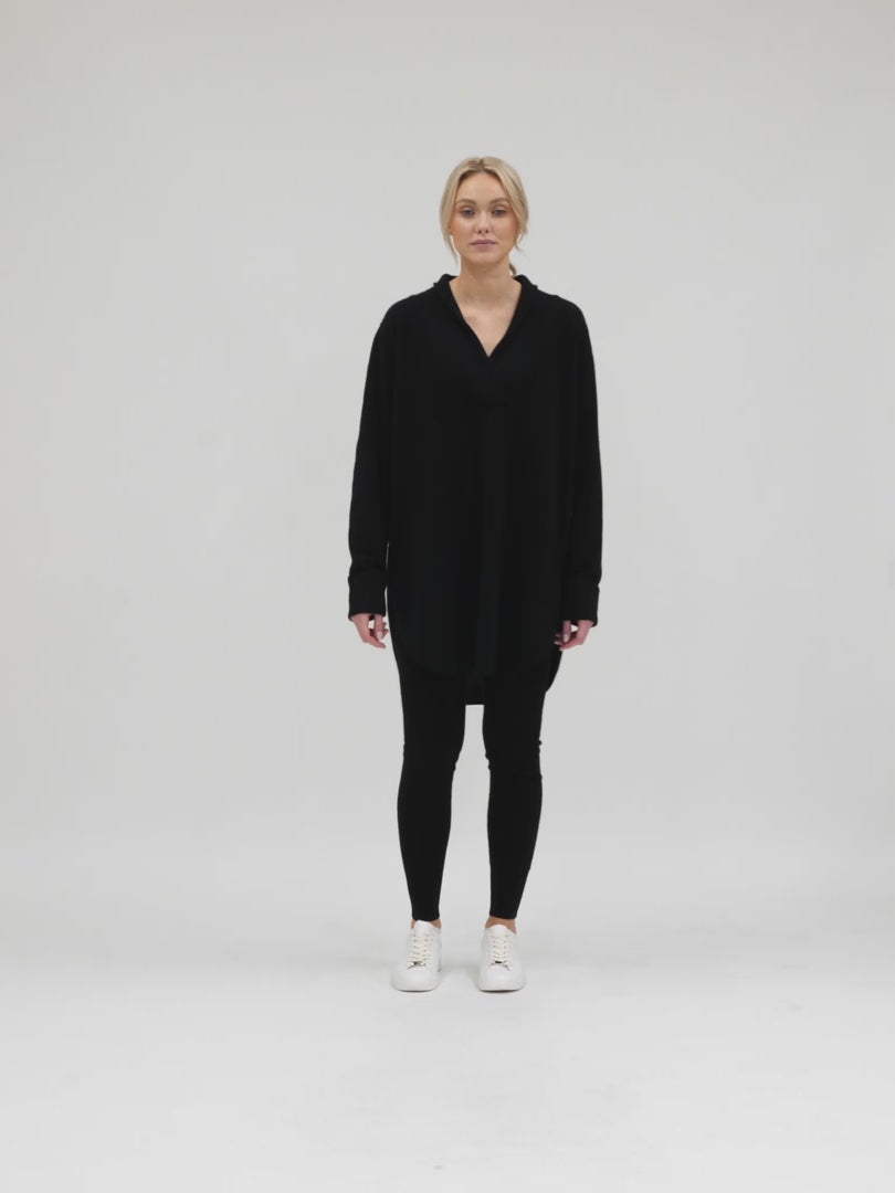 cashmere sweater big shirt in 100% cashmere by Kashmina, black