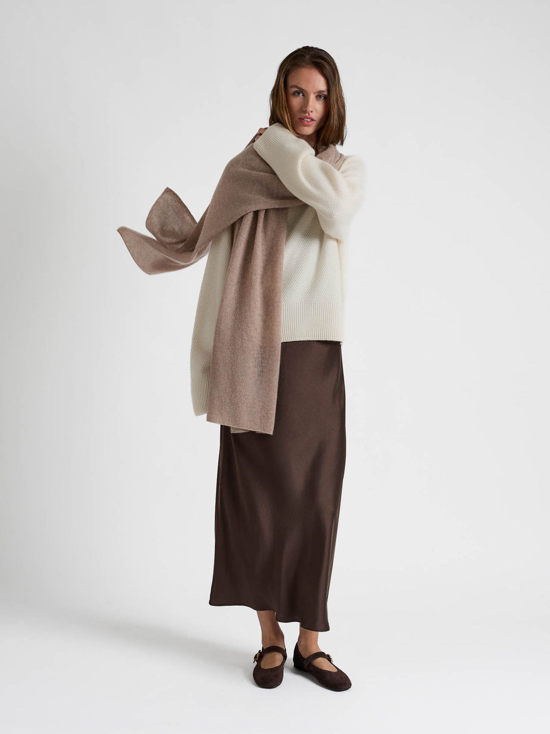 Silk dress "Dahlia" - Chocolate - 100% pure Cashmere - Scandinavian design - Kashmina