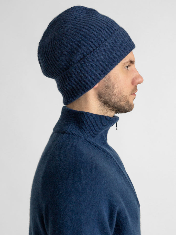 Cashmere hat for men, Kashmina, 100% pure cashmere, Top love mountain blue