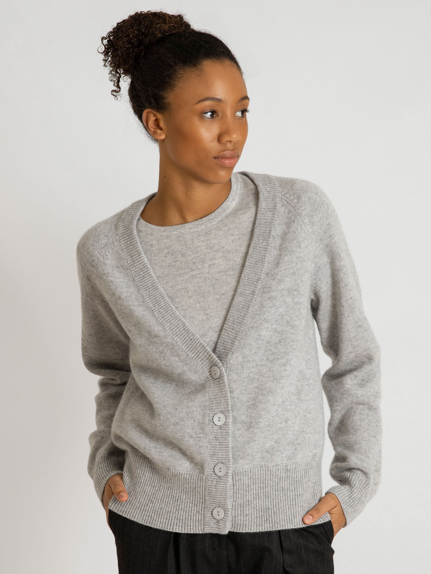 Gray cashmere cardigan online