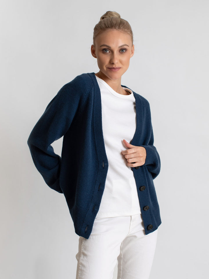 Cashmere cardigan "Eir". 100% cashmere, Norwegian design from Kashmina