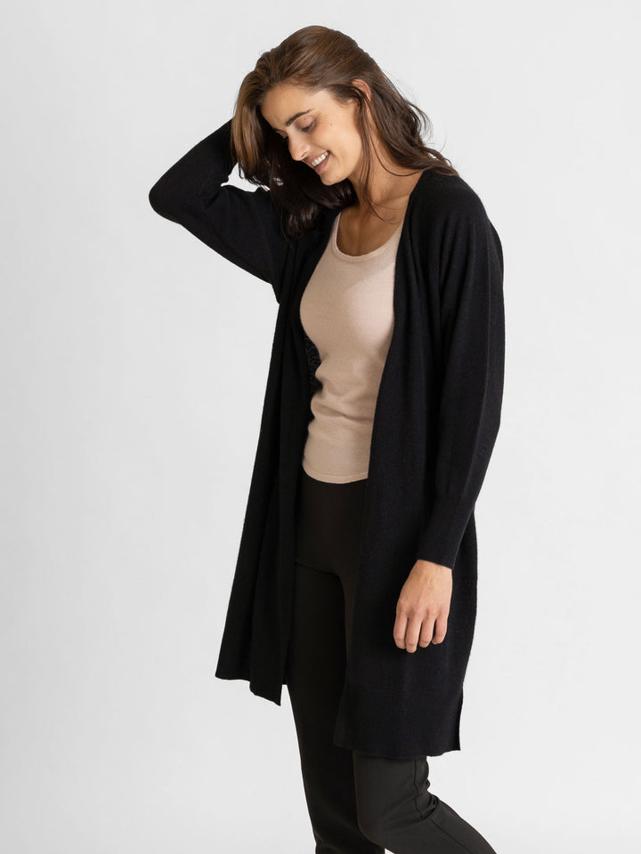 Long black cashmere cardigan Linnea from kashmina 100% pure cashmere