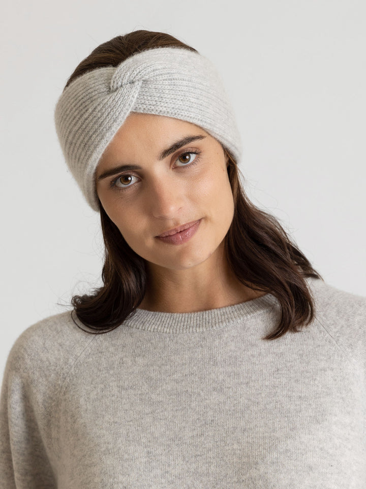 Cashmere head band Freya. 100% cashmere from Kashmina