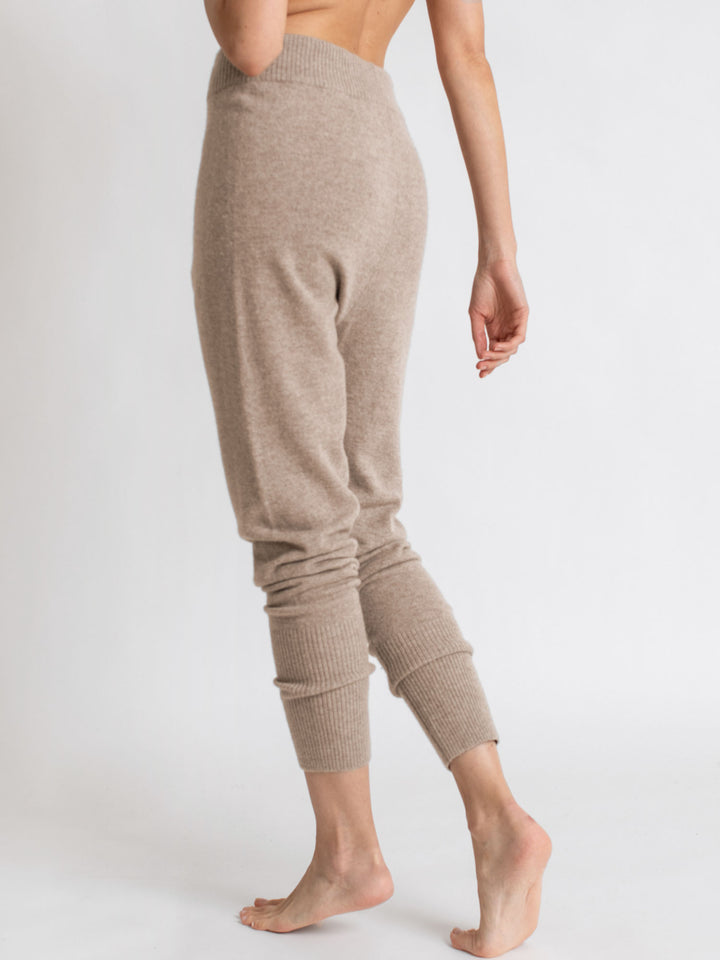 Cashmere pants "chill pants" knitted in 100% pure cashmere, norwegian design from Kashmina