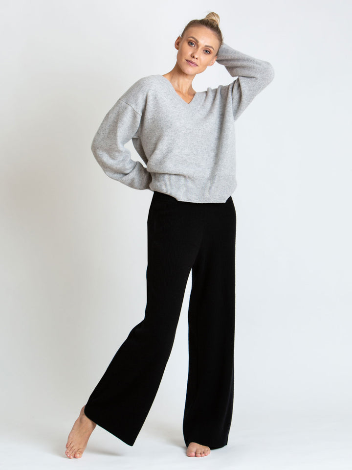 "North" cashmere pants in rib knit and 100% pure cashmere from Kashmina 