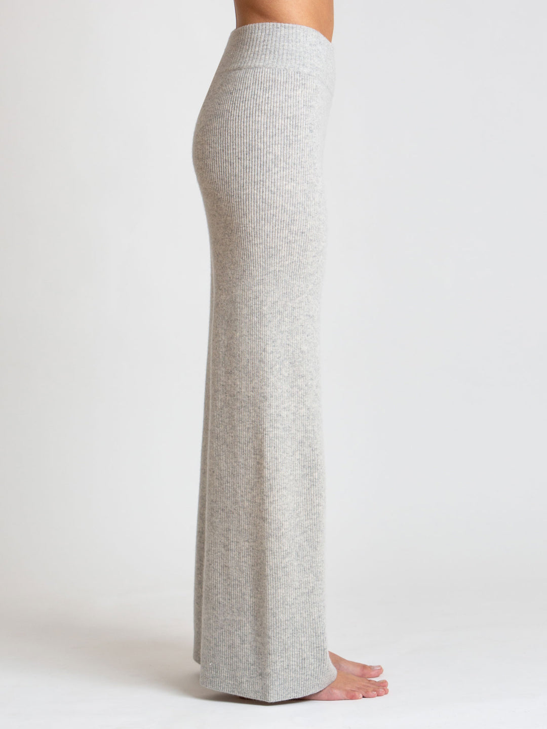 "North" cashmere pants in rib knit, 100% pure cashmere from Kashmina 