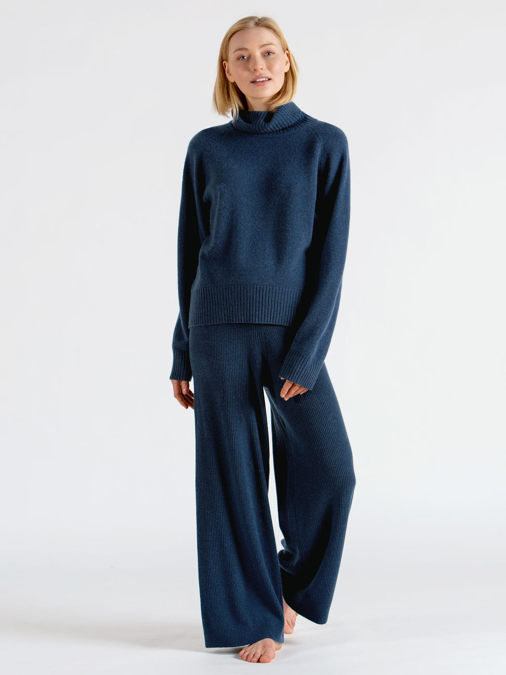 cashmere pants North, mountain blue, 100% cashmere from kashmina, norwegian design