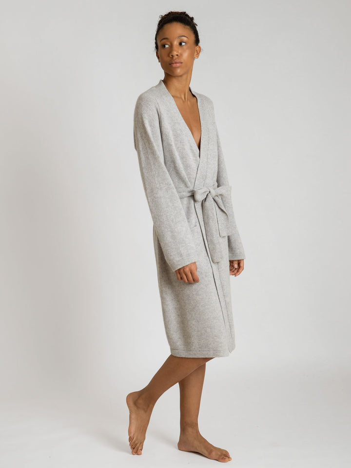 cashmere robe lux knitted in 100% cashmere, from Kashmina, Scandinavian design