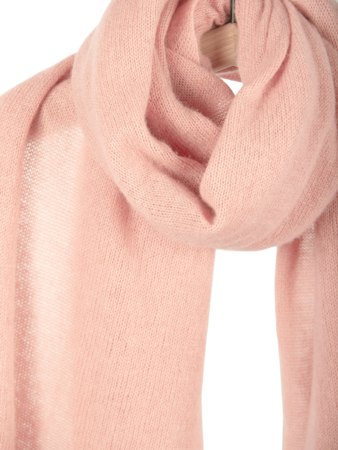 Cashmere scarf "Flow" 100% cashmere from  Kashmina, peachy pink