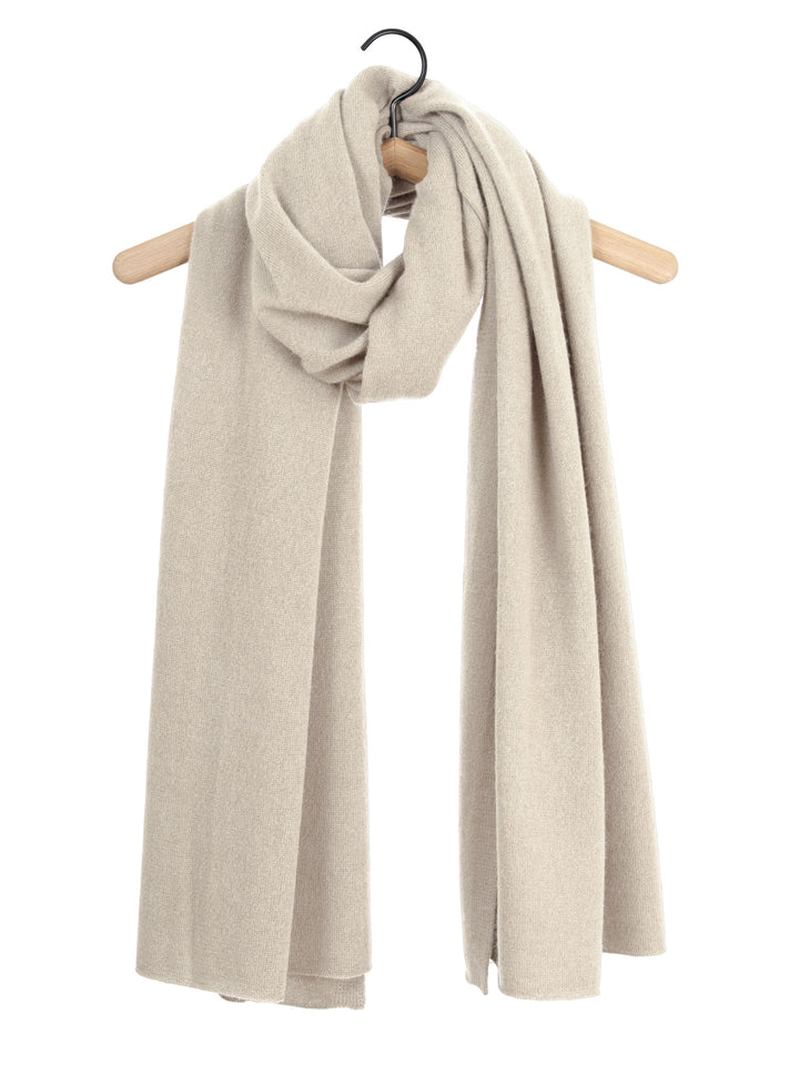Cashmere scarf "Signature", 100% pure cashmere. Color Ginger. Scandinavian design by Kashmina.
