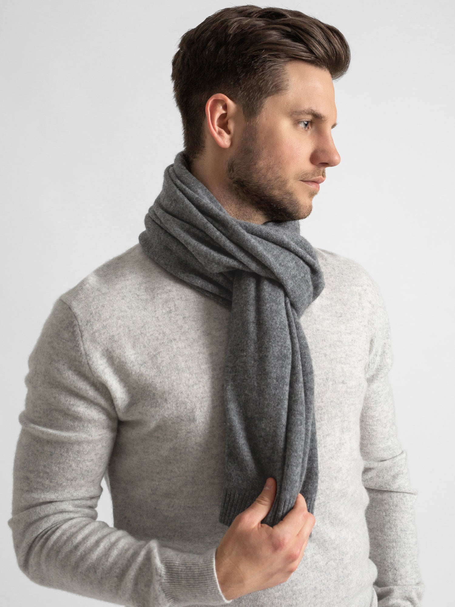 Gray cashmere clearance scarf