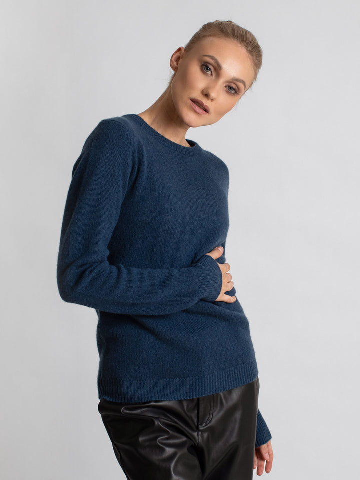 cashmere sweater luxury kashmina norwegian design sustainable fashion