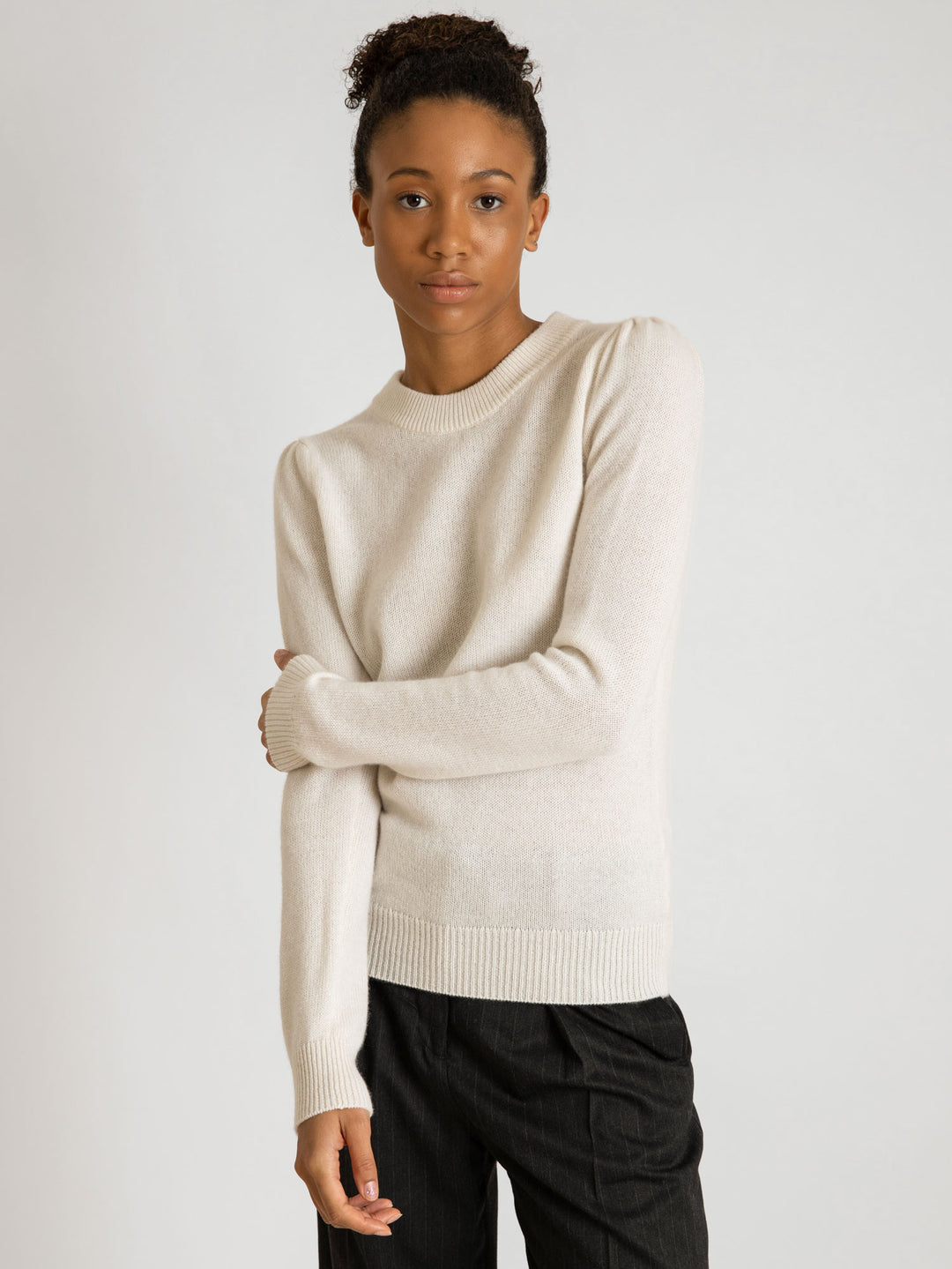 Cashmere sweater Lola in 100% cashmere by Kashmina. Color: white