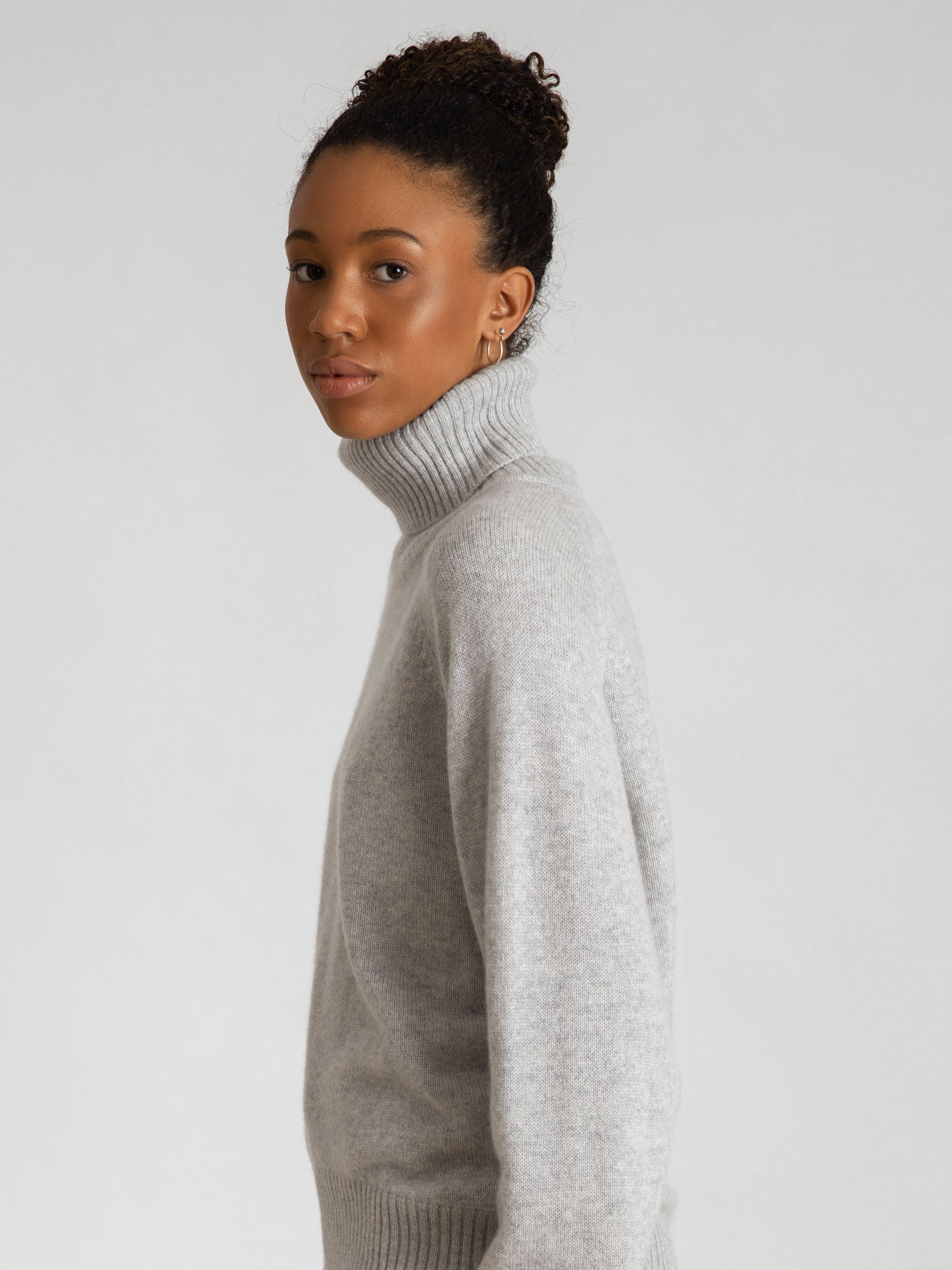 Cashmere sweater Milano light grey Kashmina of Norway