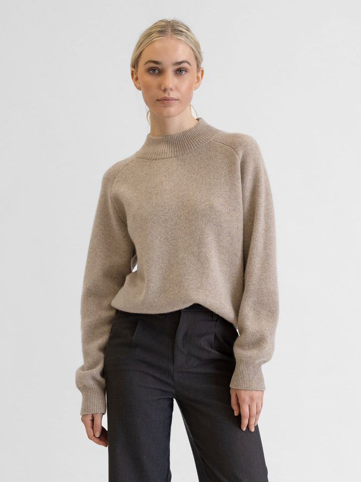 Toast - brown cashmere sweater "snowflake" in 100% pure cashmere. Scandinavian design by Kashmina