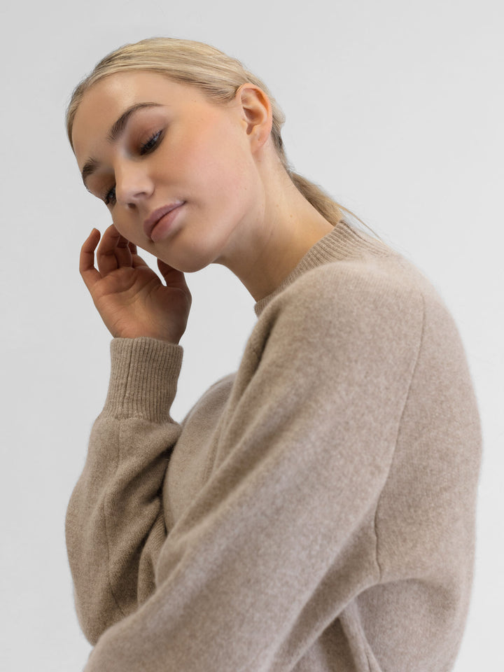 Toast - brown cashmere sweater "snowflake" in 100% pure cashmere. Scandinavian design by Kashmina