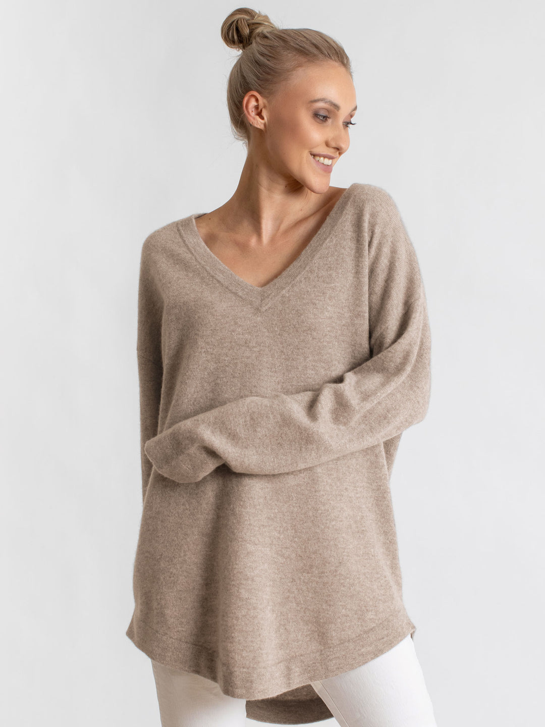 Cashmere sweater "Alva" V-neck sweater in 100% cashmere from norwegian Kashmina