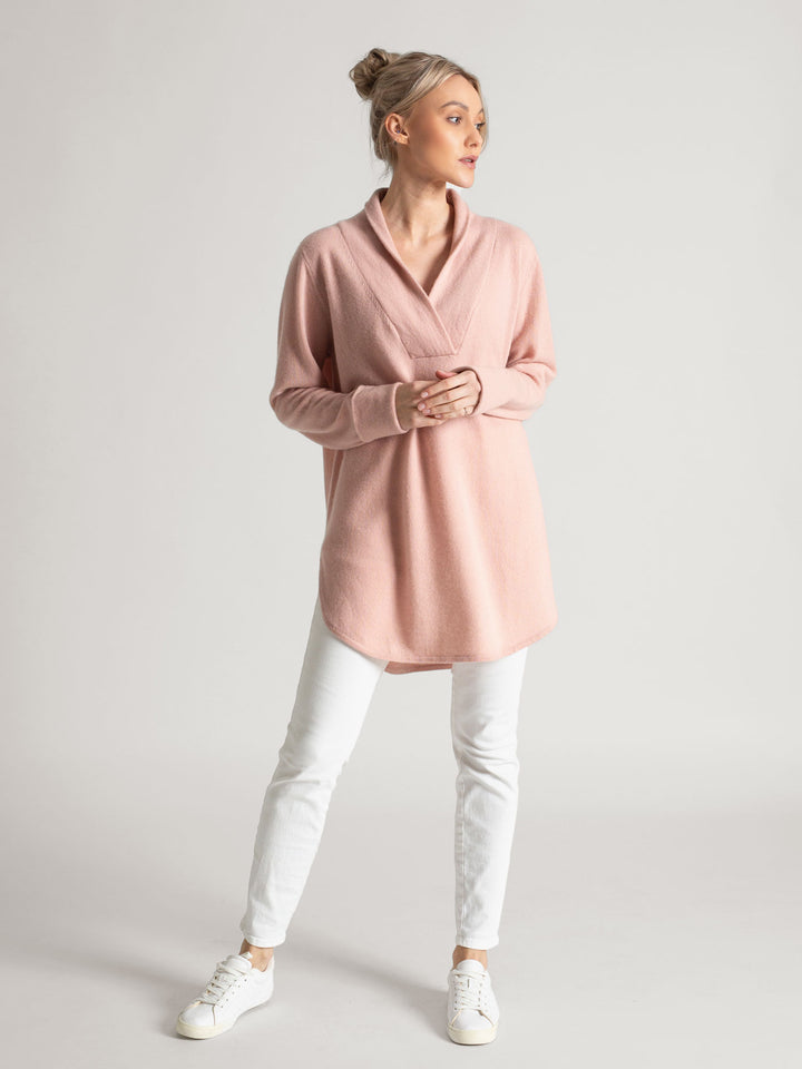 cashmere sweater Ida in 100% cashmere by Kashmina, rose glow color