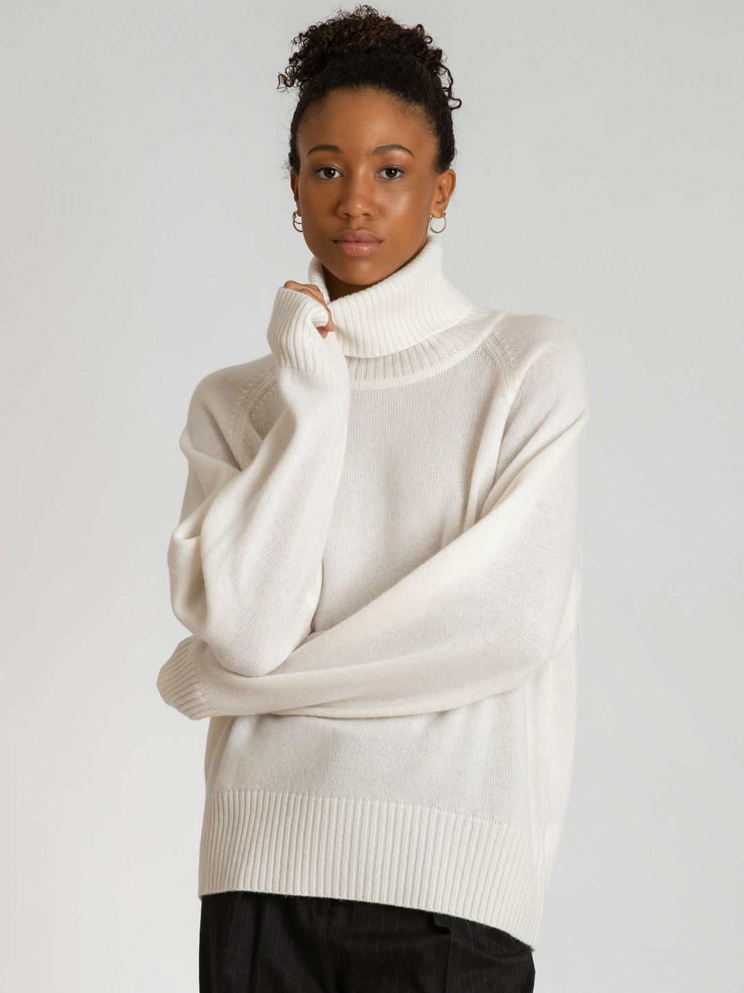 Kashmina turtle neck cashmere sweater white Scandinavian design, sustainable fashion