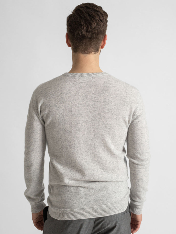 Mens cashmere sweater, round neck, 100% pure cashmere, soft, warm, Kashmina, world wide shipping.