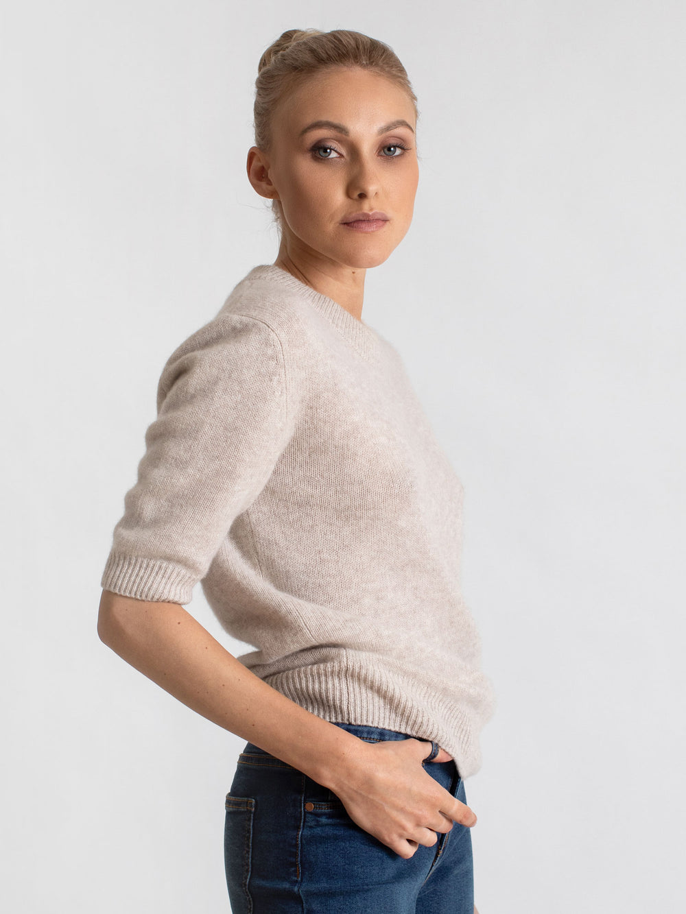 Short sleeved cashmere sweater from Kashmina 100% cashmere