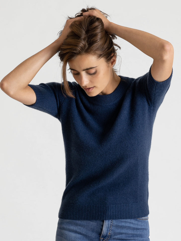 Shortsleeved cashmere sweater, deep blue, luxury kashmina norwegian design sustainable fashion