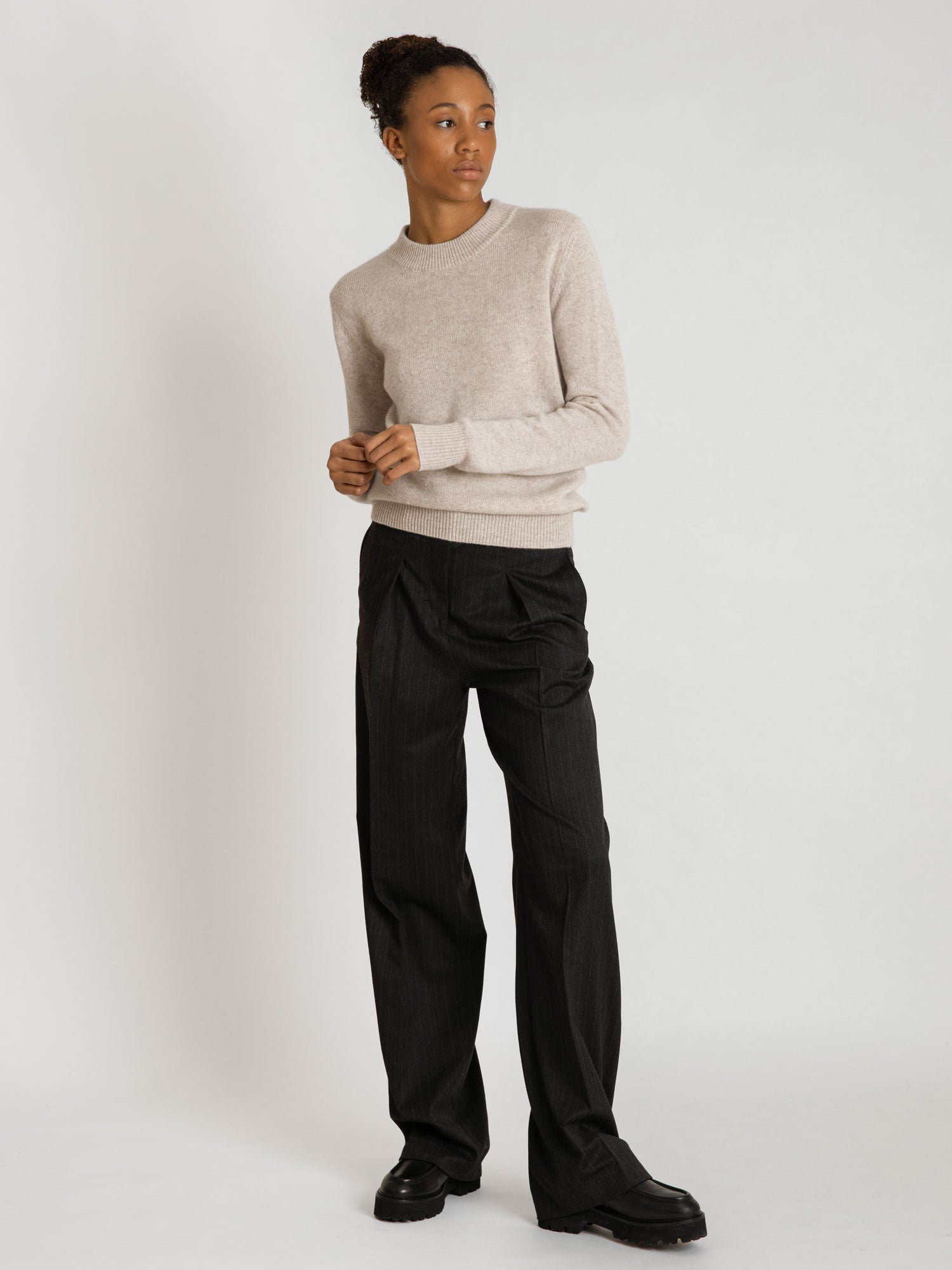 Cashmere sweater Sofia long beige Kashmina of Norway