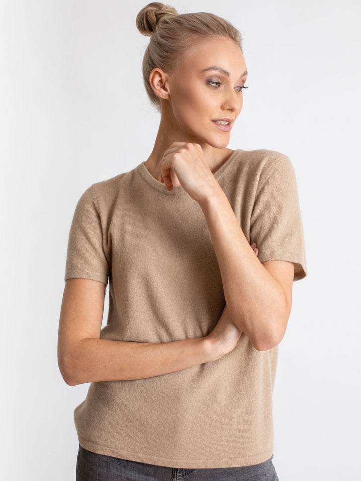 cashmere t-shirt tee shirt sand sustainable fashion luxury quality norwegian design