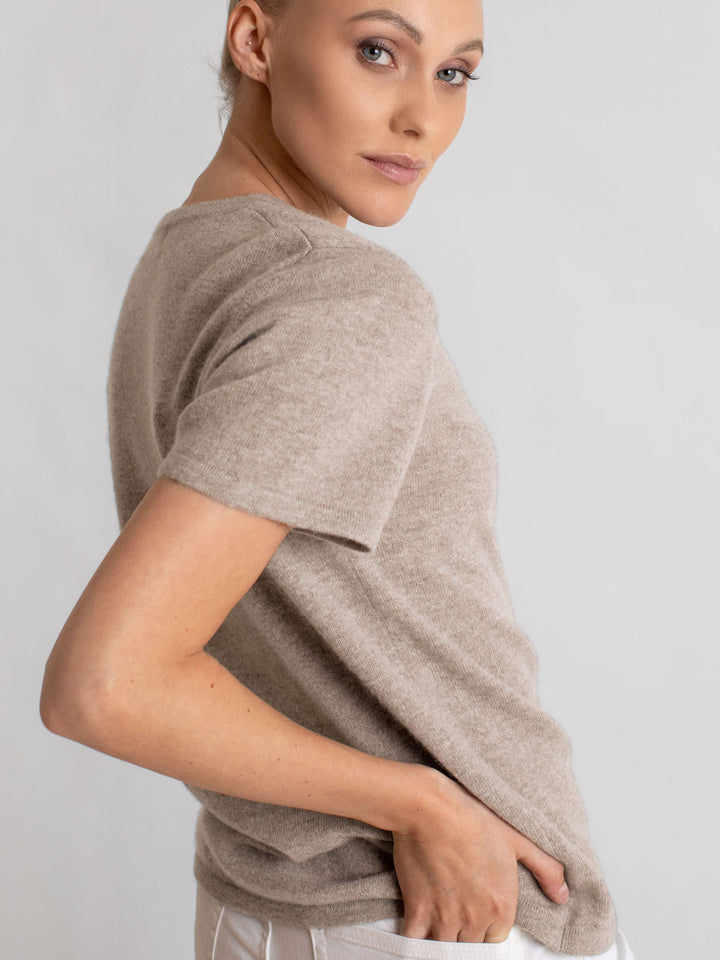 cashmere t-shirt tee shirt sustainable fashion luxury quality norwegian design 